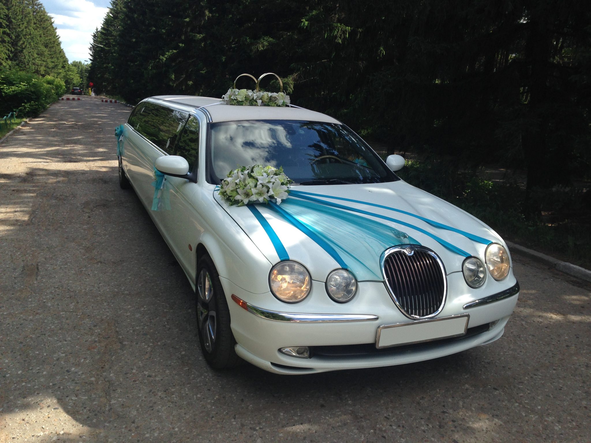 Машины на свадьбу в Омске. Аренда автомобилей на свадьбу.